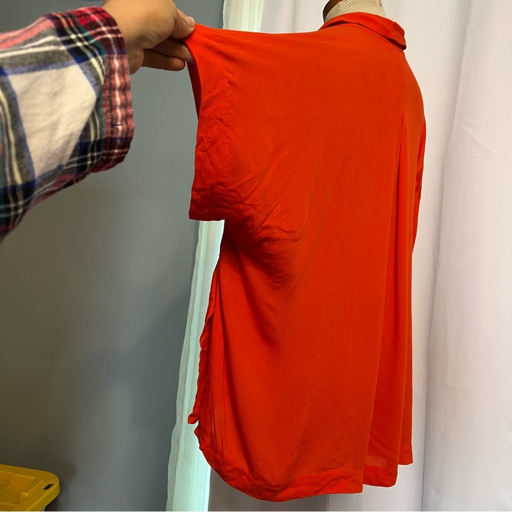 H&M Red button down blouse Short Sleeve Side Slits NWT Us Size 12 office casual - Picture 4 of 11